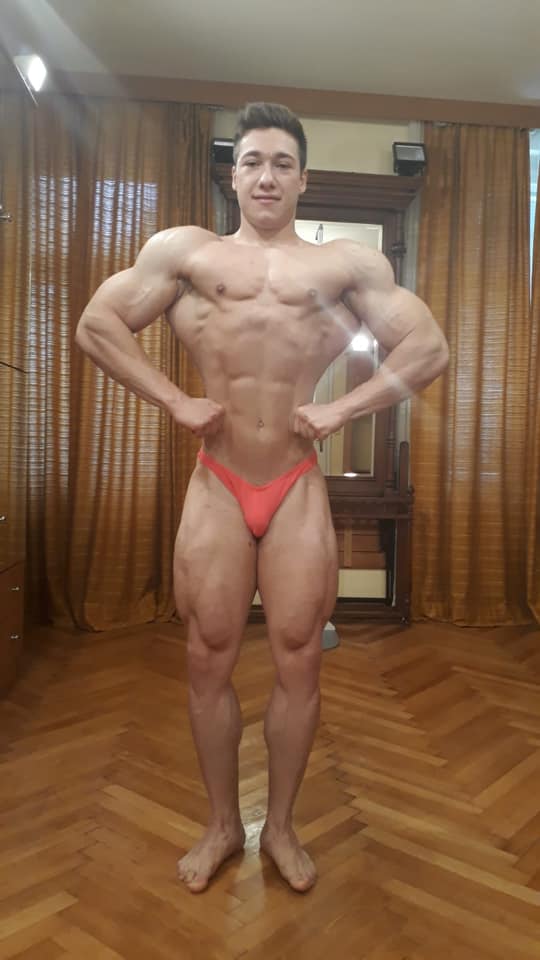 Nikolay Asparuhov / Junioren Bodybuilding 16-20 Jahre über 75kg